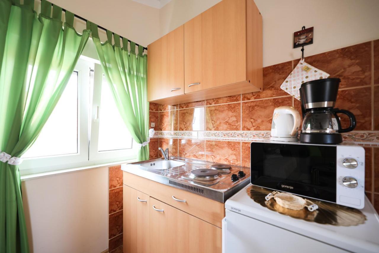 Veronika Apartment